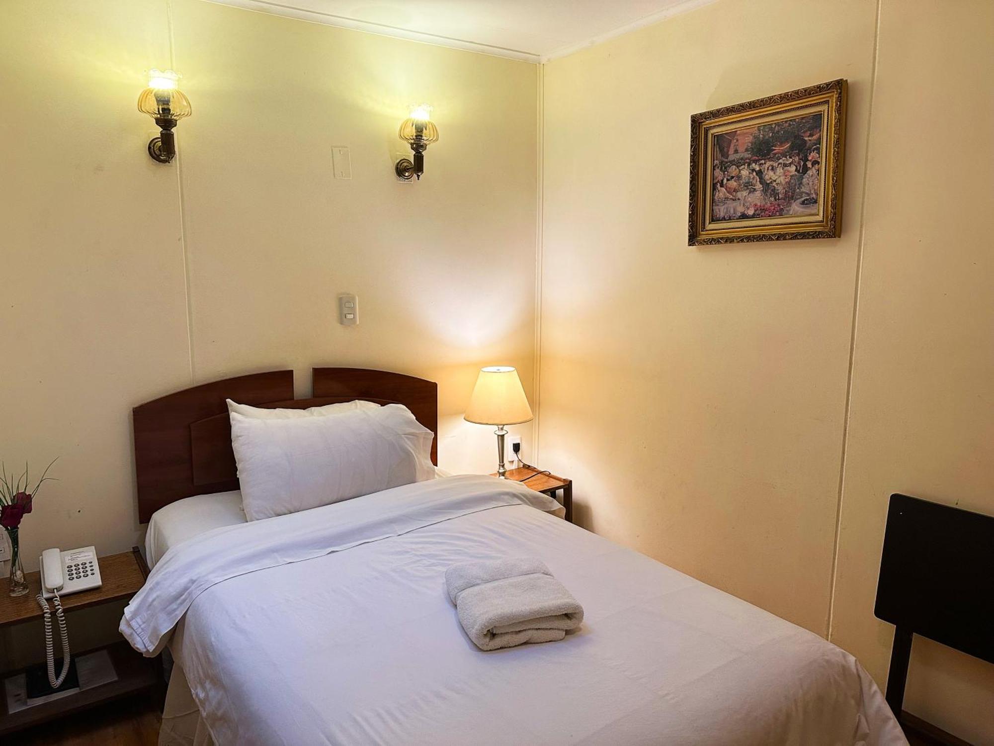 Hostal Cordillera Punta Arenas Zewnętrze zdjęcie