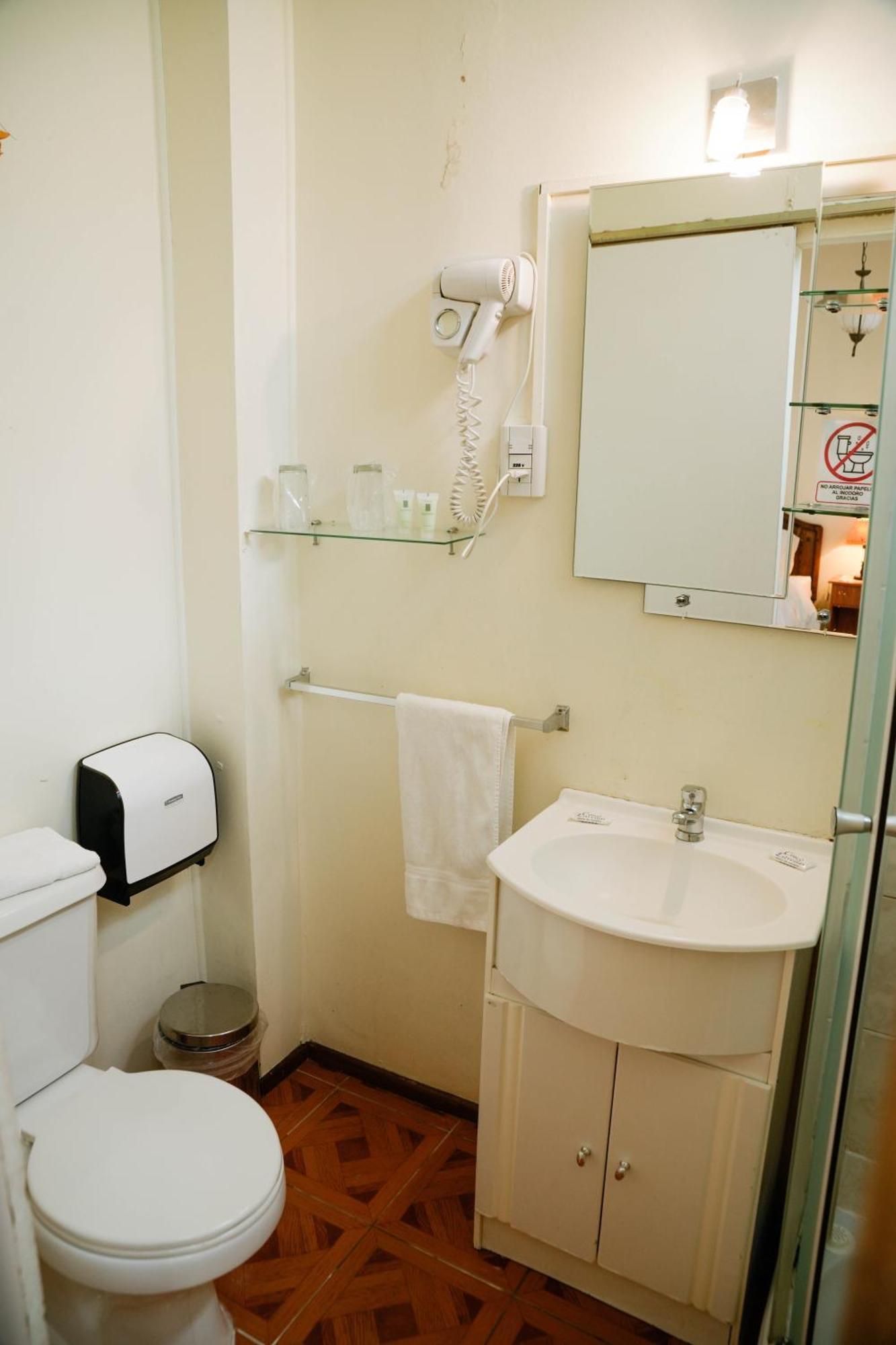 Hostal Cordillera Punta Arenas Zewnętrze zdjęcie